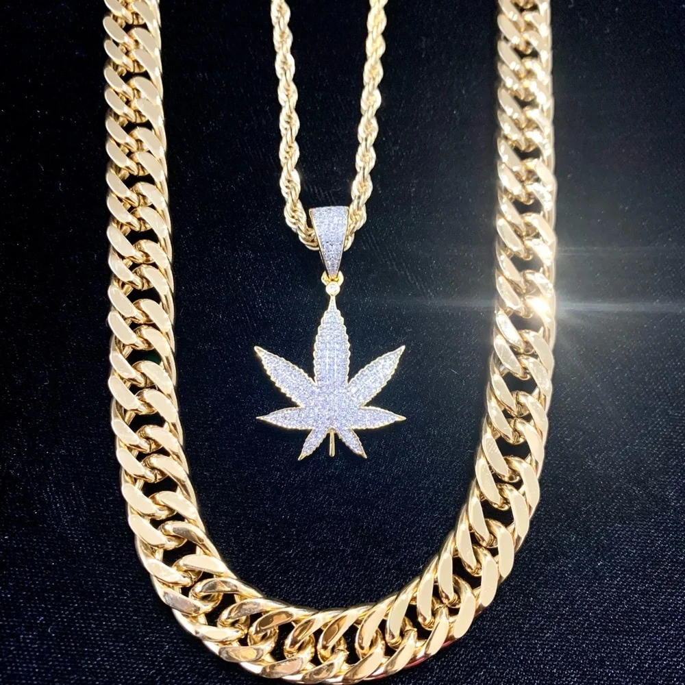 LEAF CANNABIS 420 CHARM PENDANT 18K GOLD CHAIN NECKLACE MADE IN ITALY! WARRANTY!